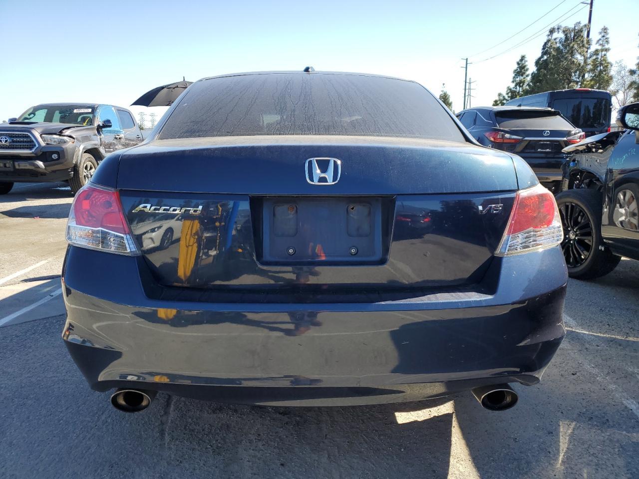 2010 HONDA ACCORD EXL - Image 6