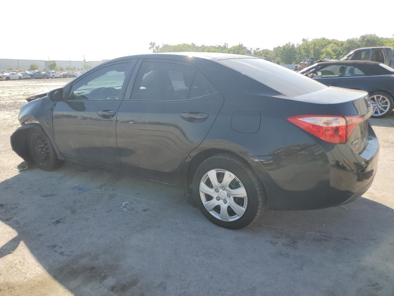 2018 TOYOTA COROLLA L - Фото 2