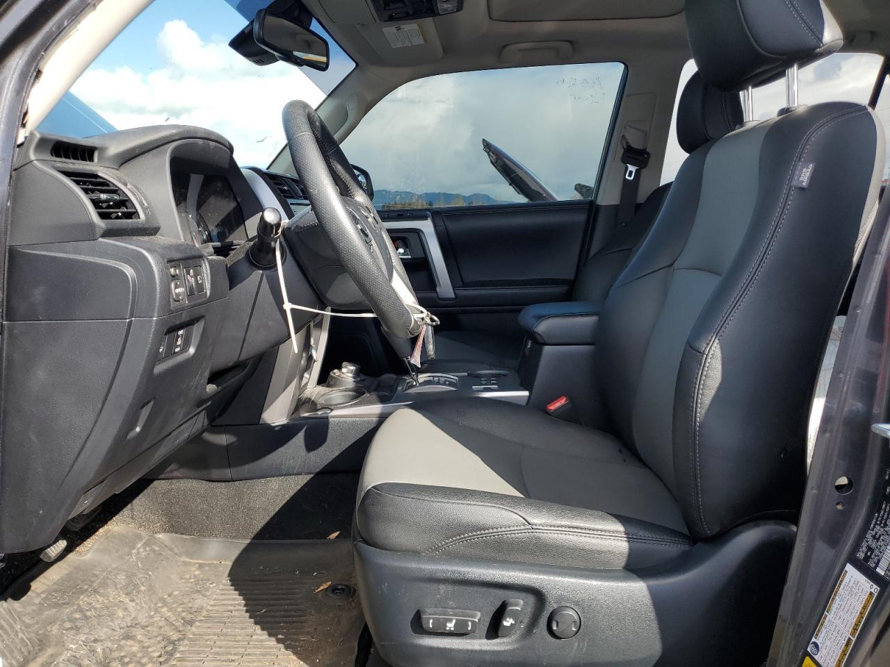 2020 TOYOTA 4RUNNER SR - Фото 7