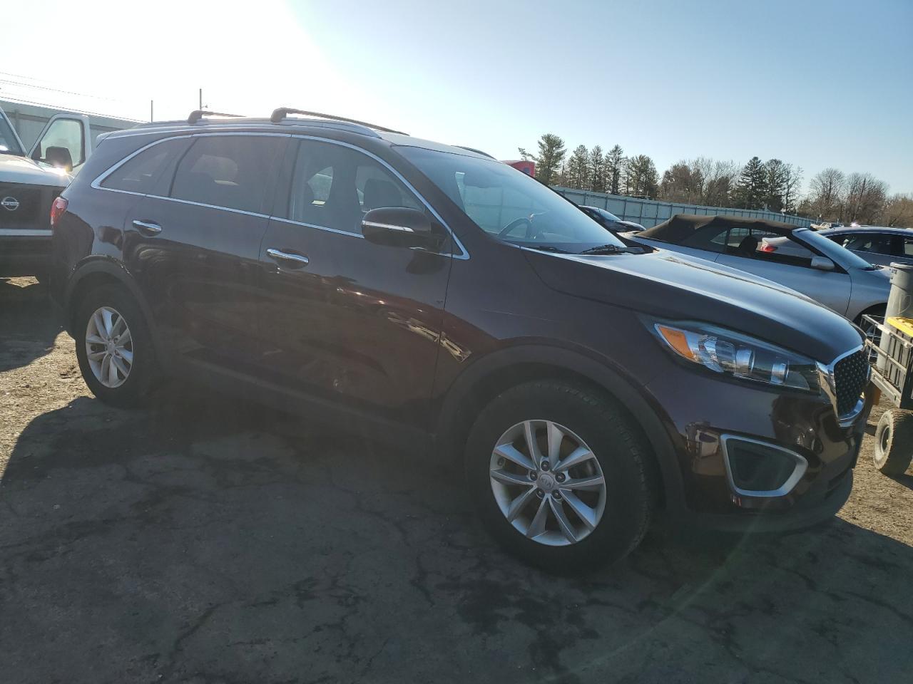 2017 KIA SORENTO LX - Фото 4