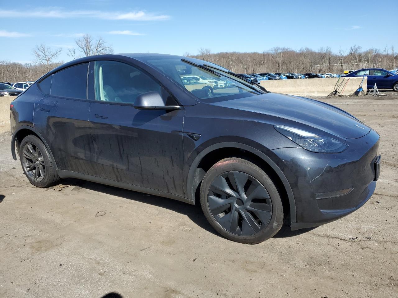 2024 TESLA MODEL Y - Image 4