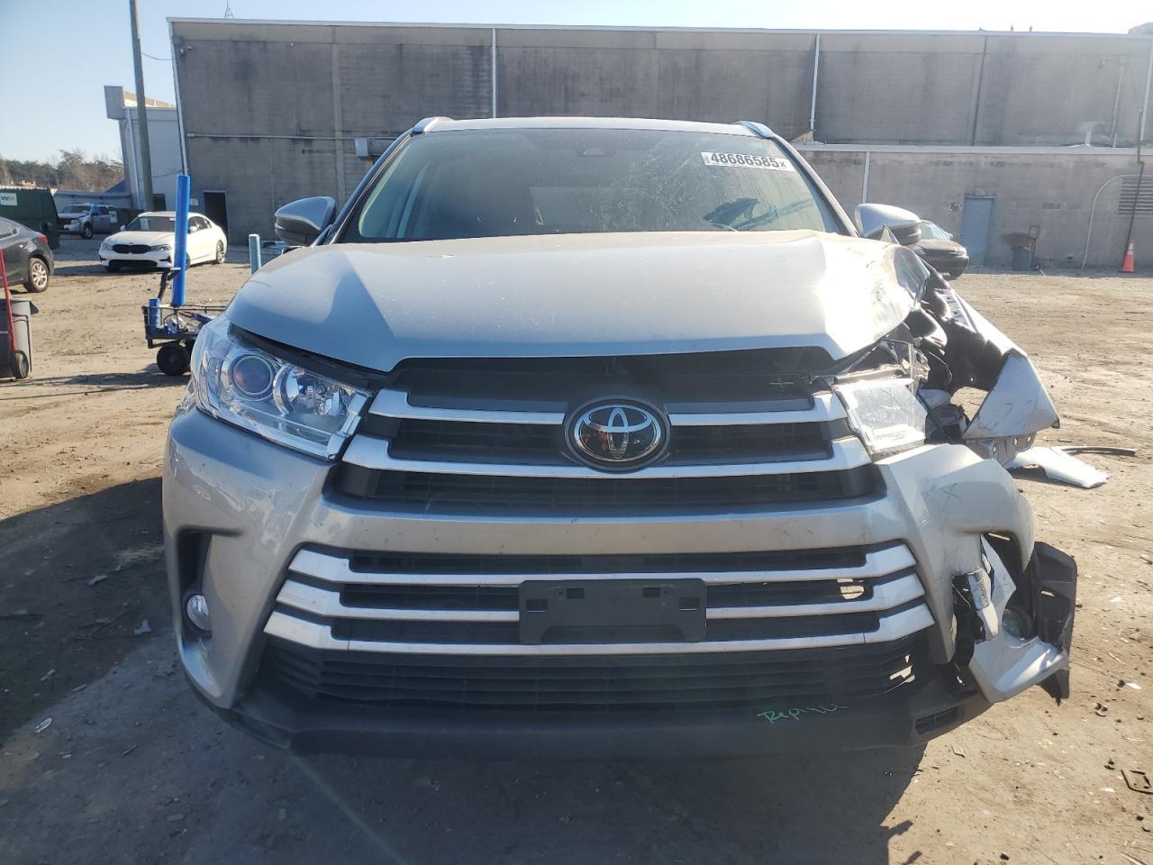 2019 TOYOTA HIGHLANDER - Image 5