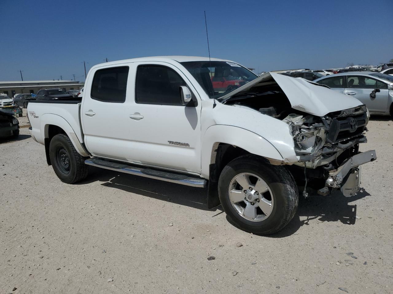 2013 TOYOTA TACOMA DOU - Фото 4