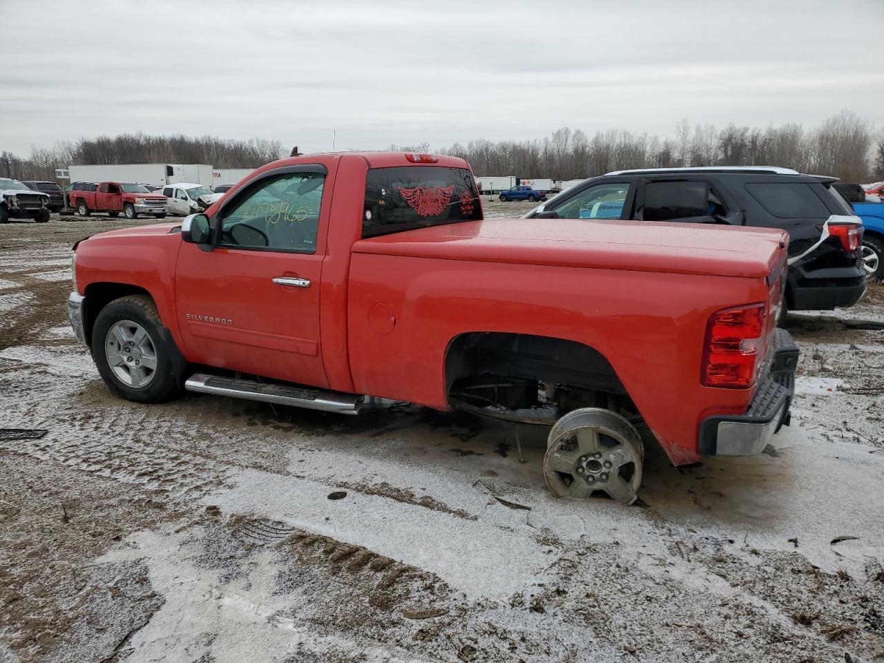 2013 CHEVROLET SILVERADO - Image 2