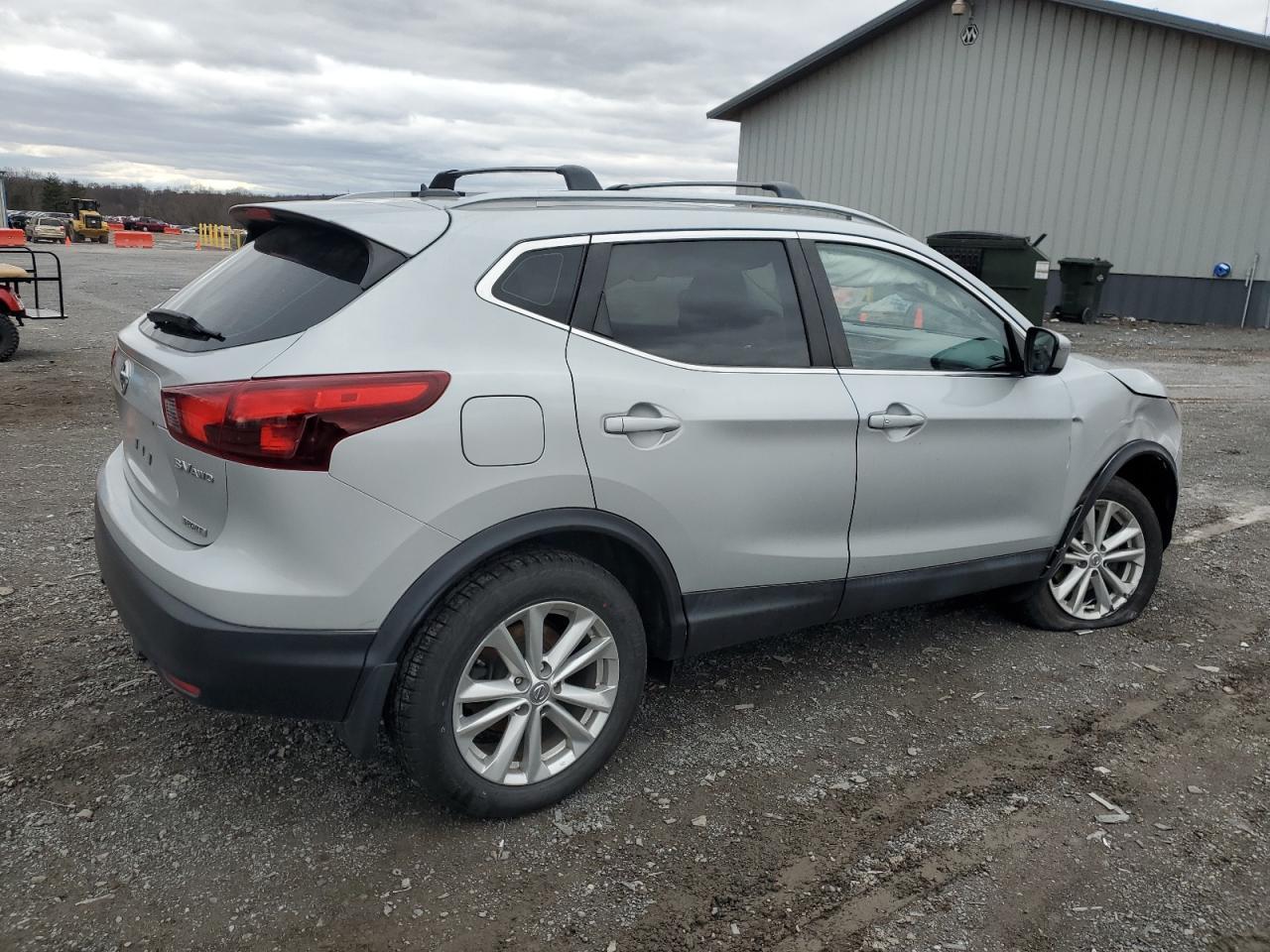 2017 NISSAN ROGUE SPOR - Фото 3