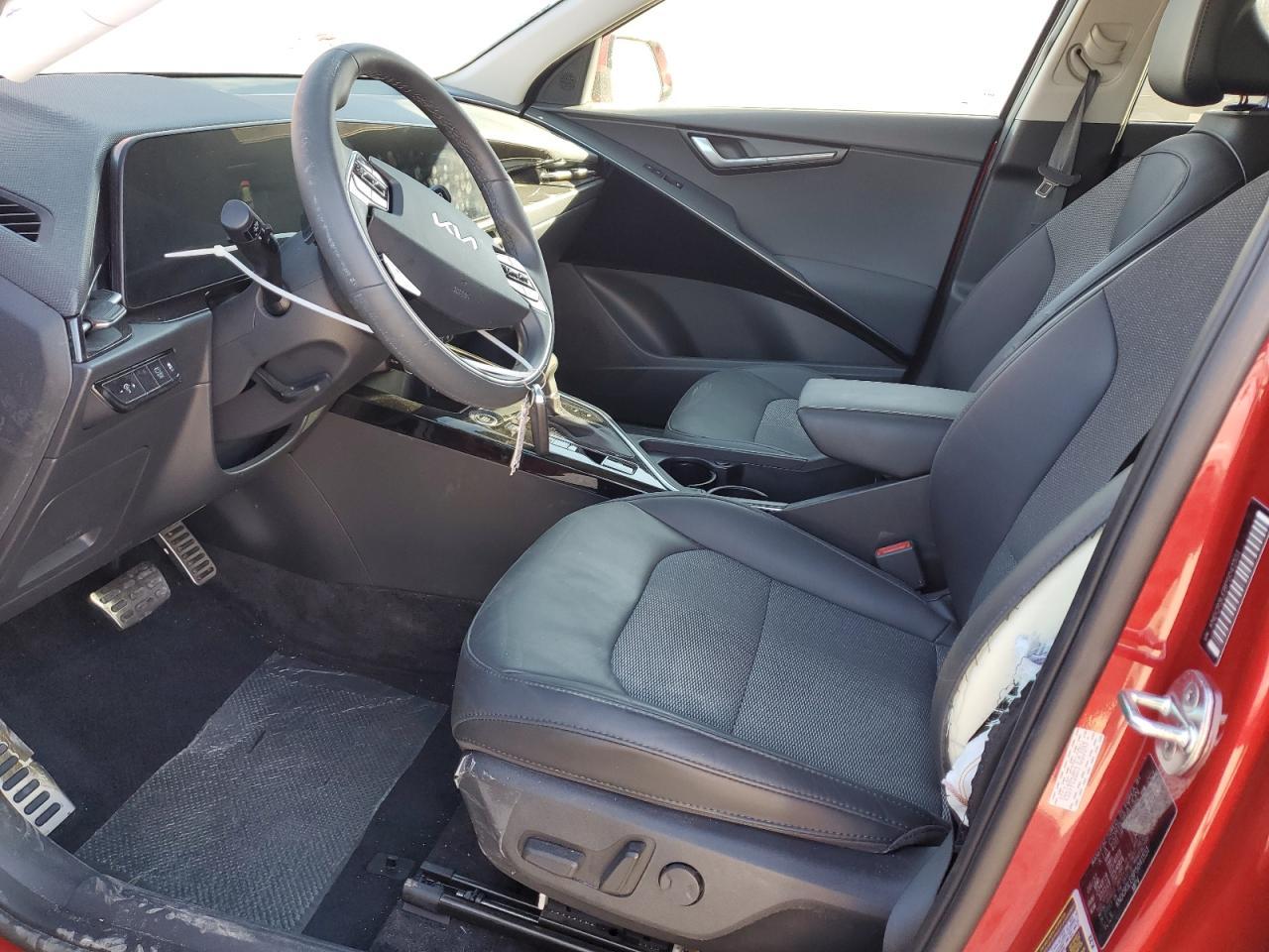 2023 KIA NIRO EX - Image 7