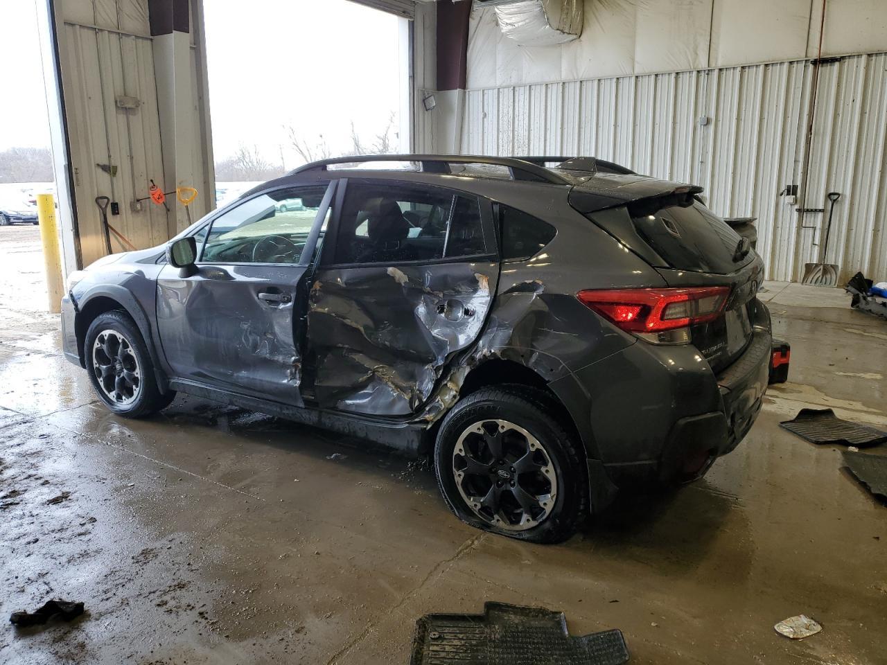 2021 SUBARU CROSSTREK - Фото 2