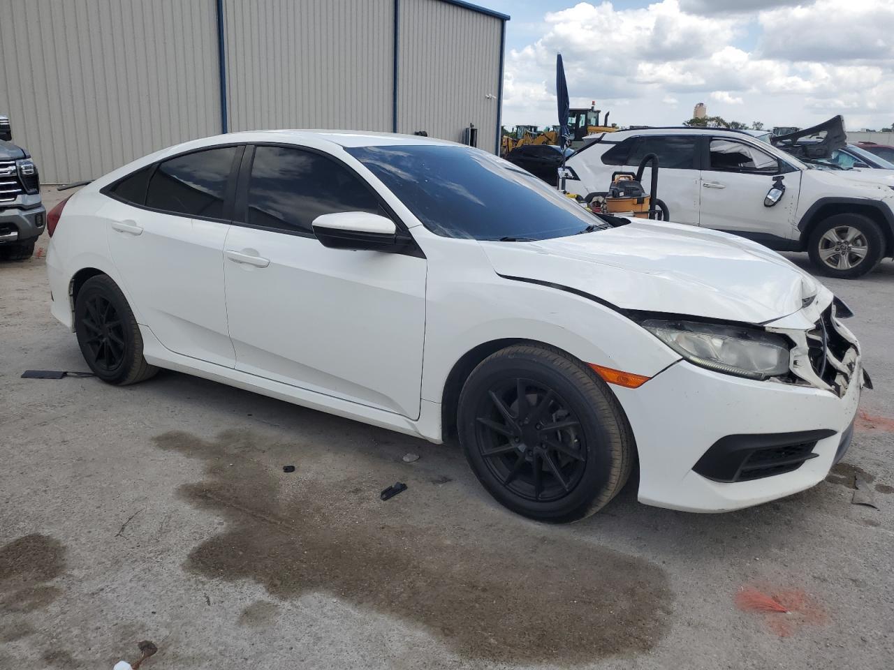 2017 HONDA CIVIC LX - Фото 4