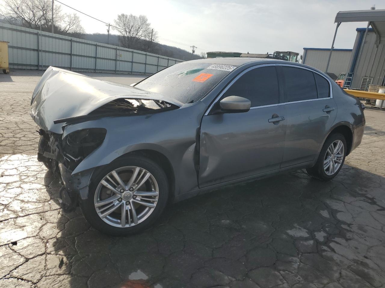2011 INFINITI G37