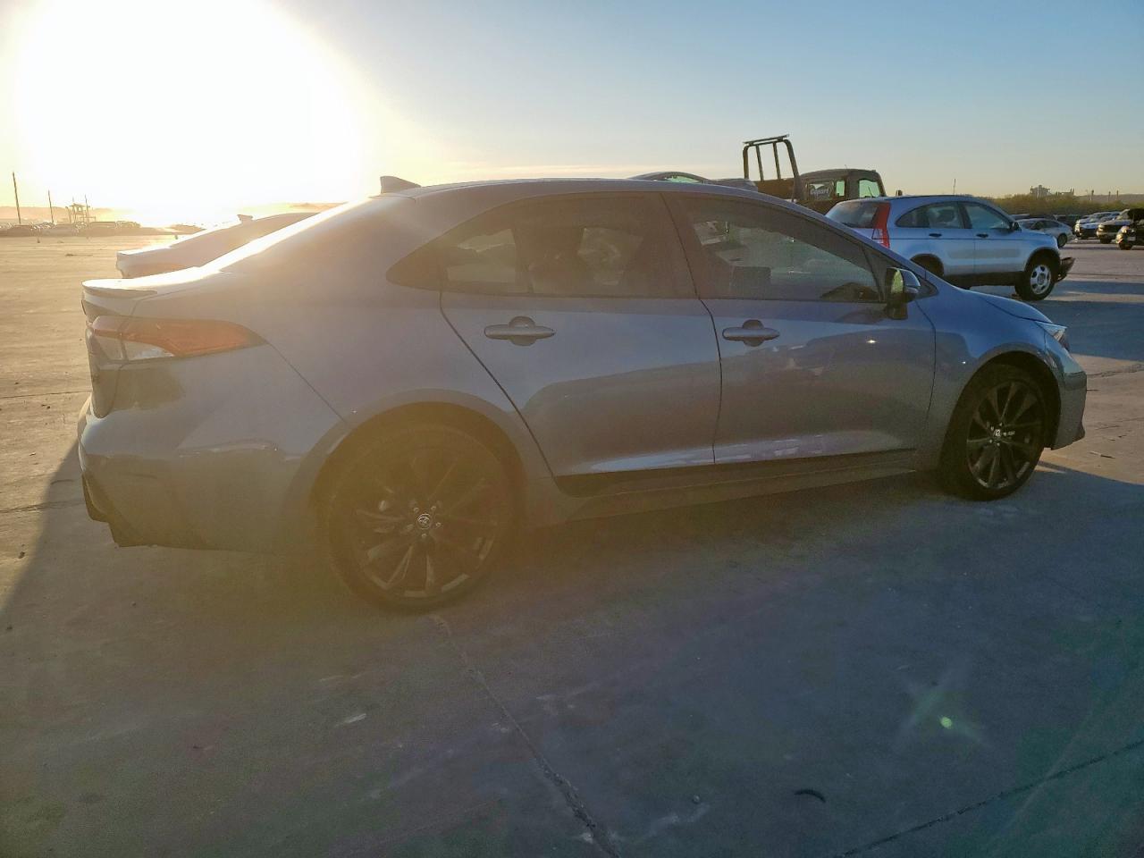 2024 TOYOTA COROLLA SE - Фото 3