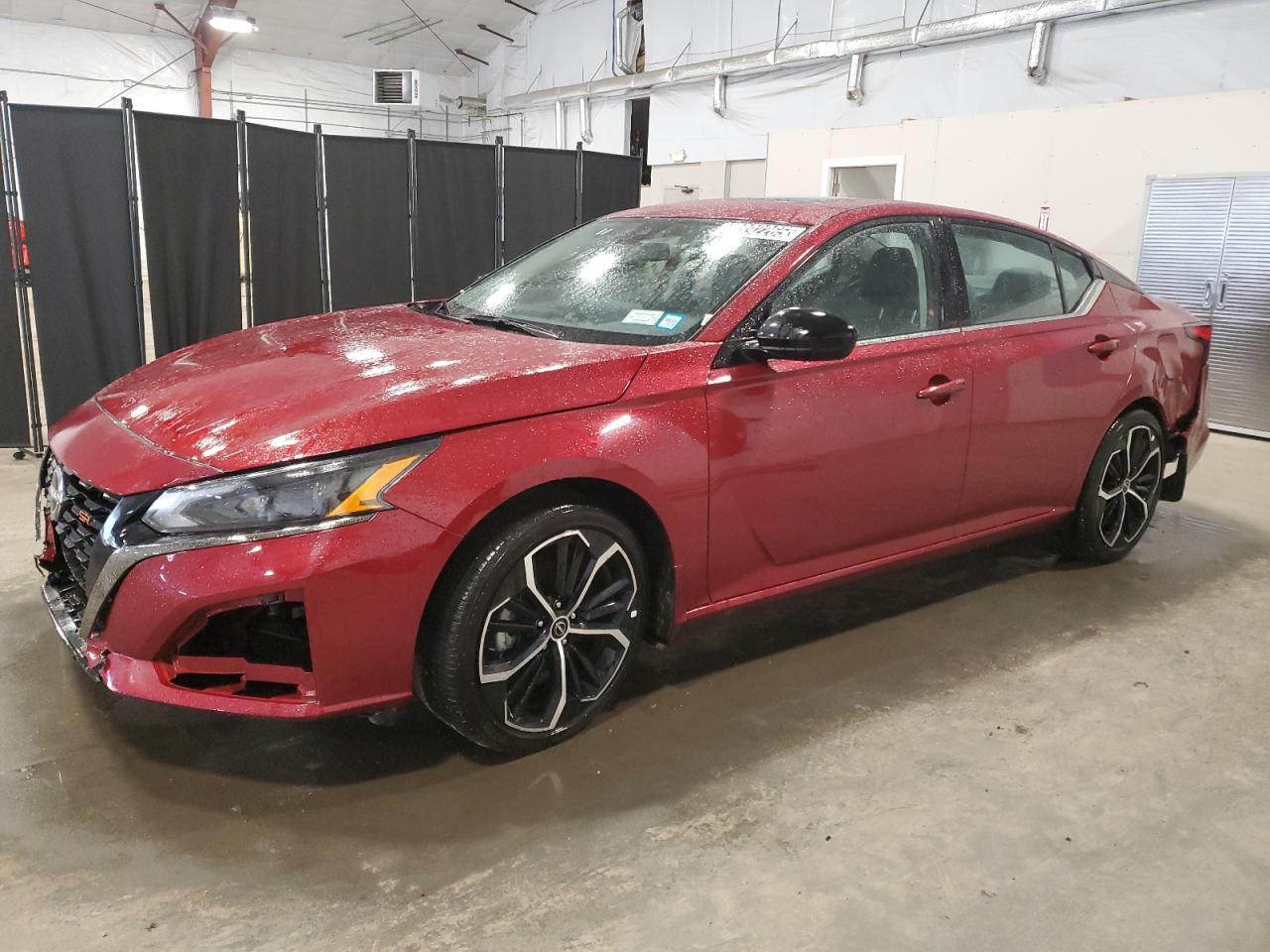2024 NISSAN ALTIMA SR