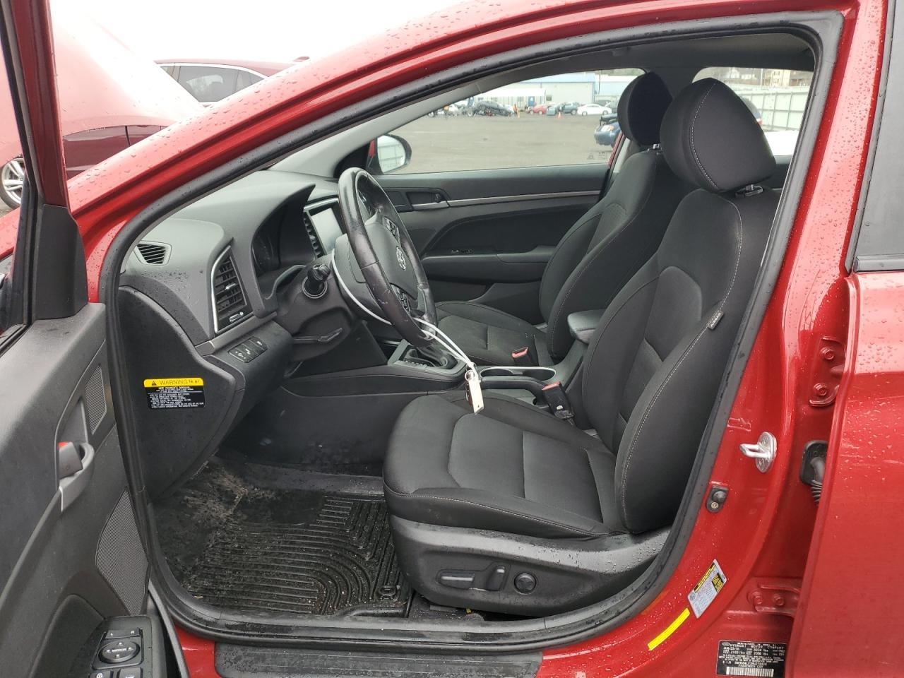 2017 HYUNDAI ELANTRA SE - Фото 7