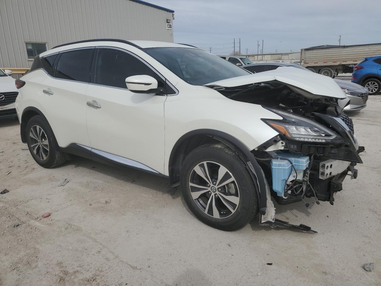 2022 NISSAN MURANO SV - Image 4