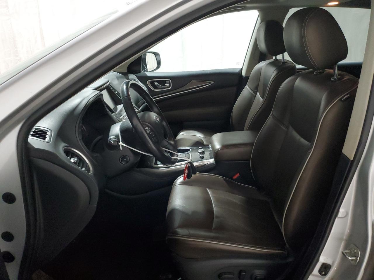2019 INFINITI QX60 LUXE - Image 7