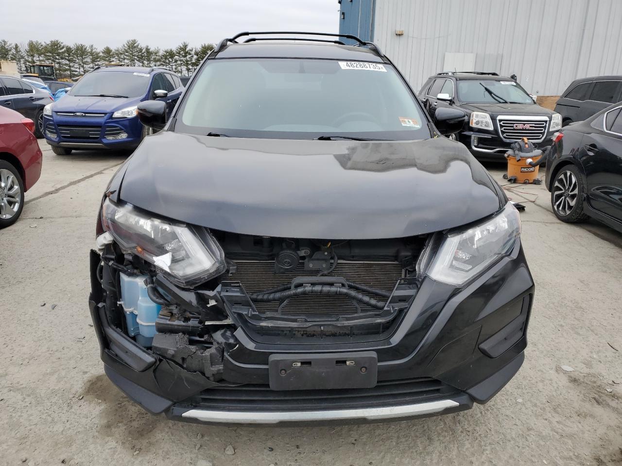 2017 NISSAN ROGUE SV - Фото 5