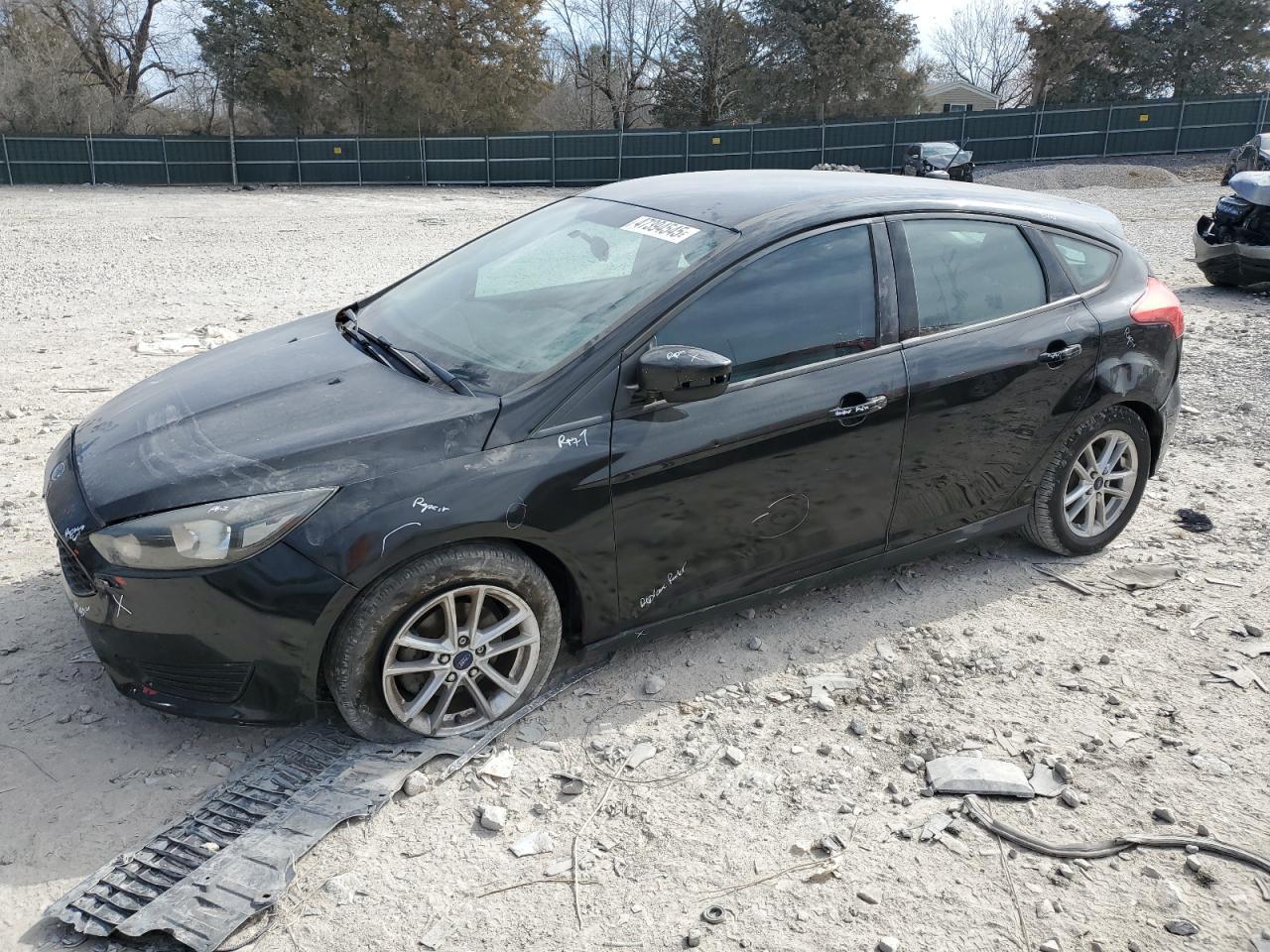 2016 FORD FOCUS SE