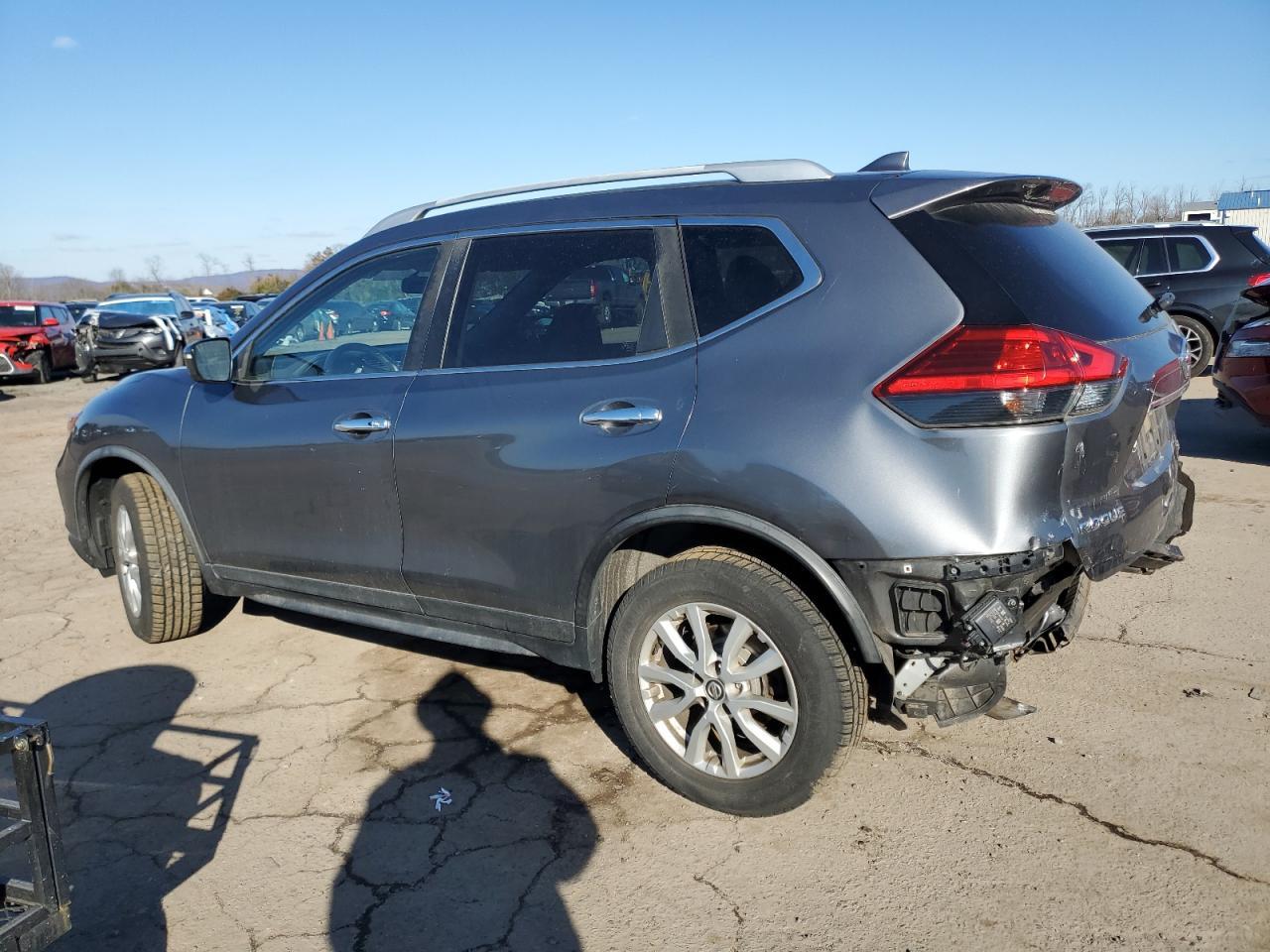 2017 NISSAN ROGUE S - Фото 2