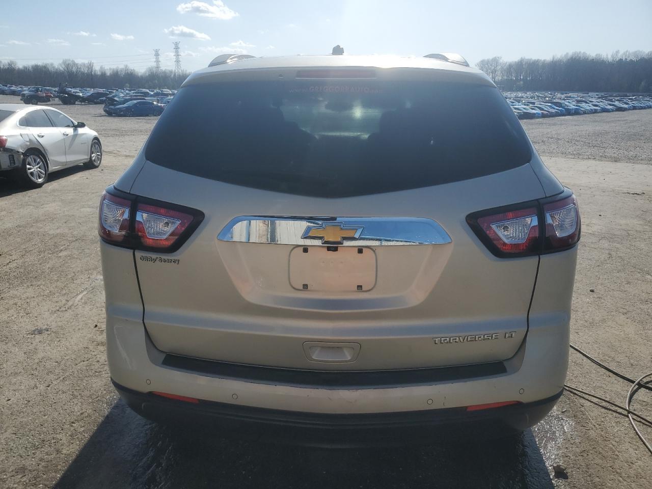 2015 CHEVROLET TRAVERSE L - Фото 6