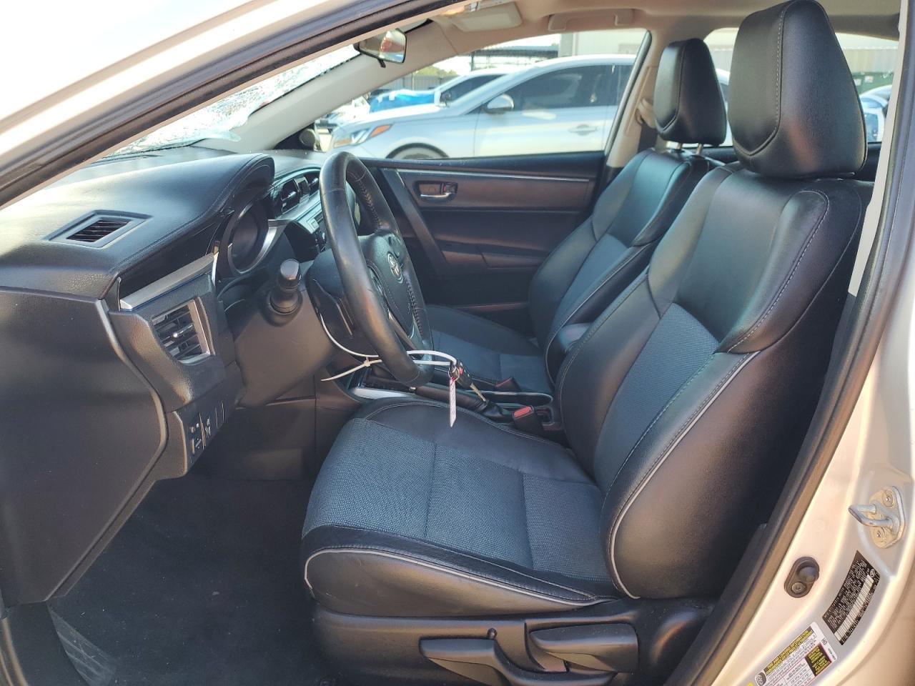 2015 TOYOTA COROLLA L - Фото 7