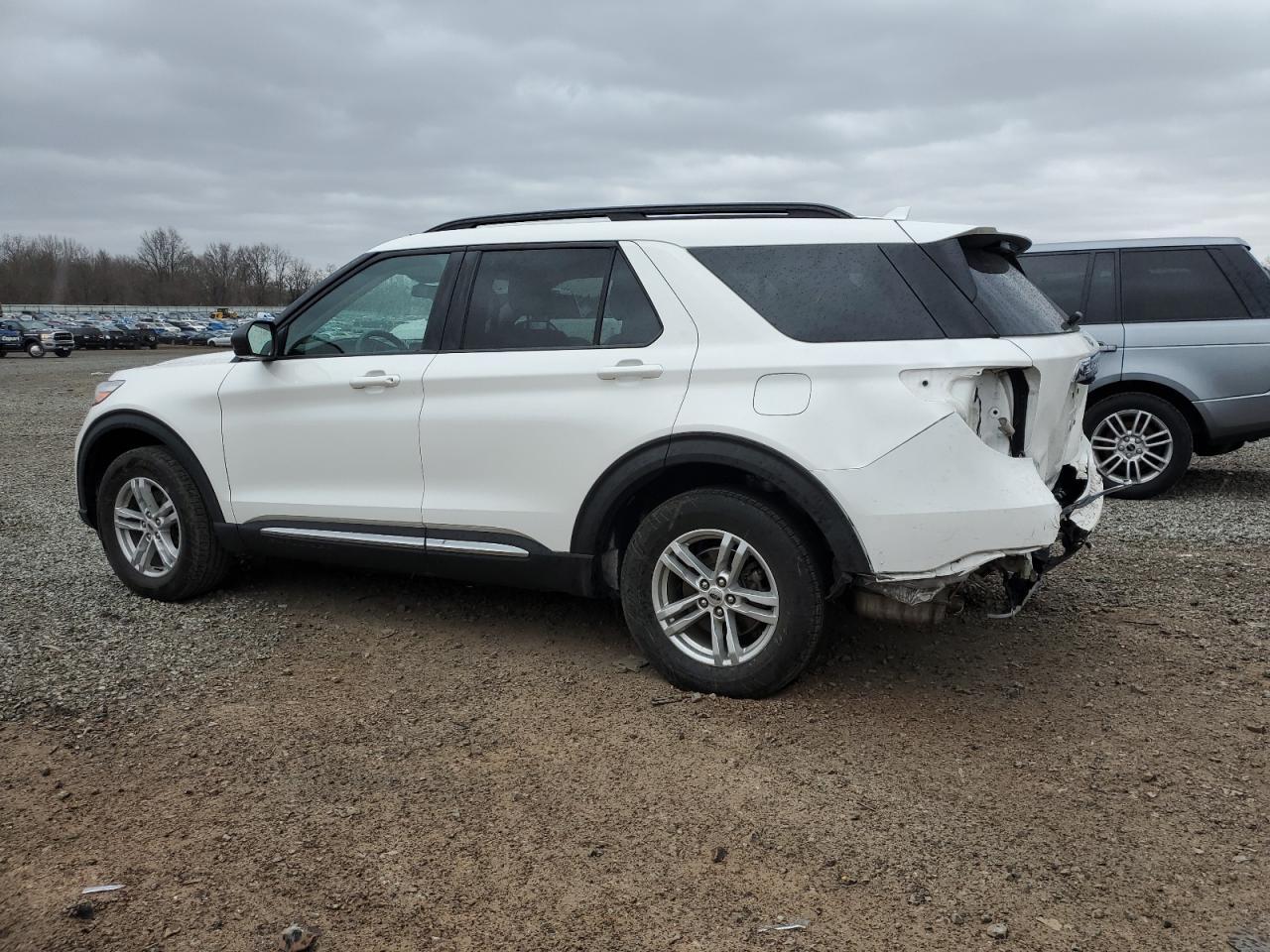 2022 FORD EXPLORER X - Фото 2