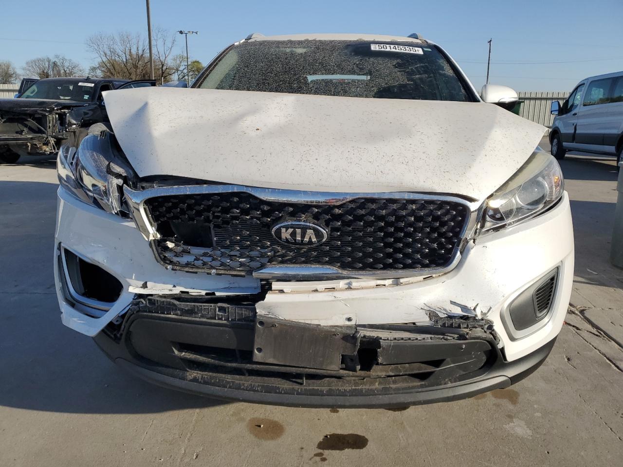 2016 KIA SORENTO LX - Image 5