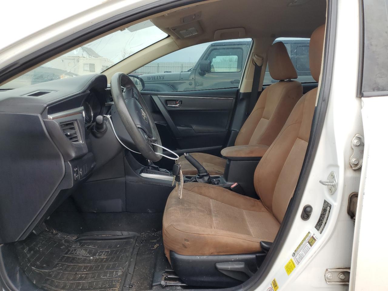 2014 TOYOTA COROLLA L - Фото 7