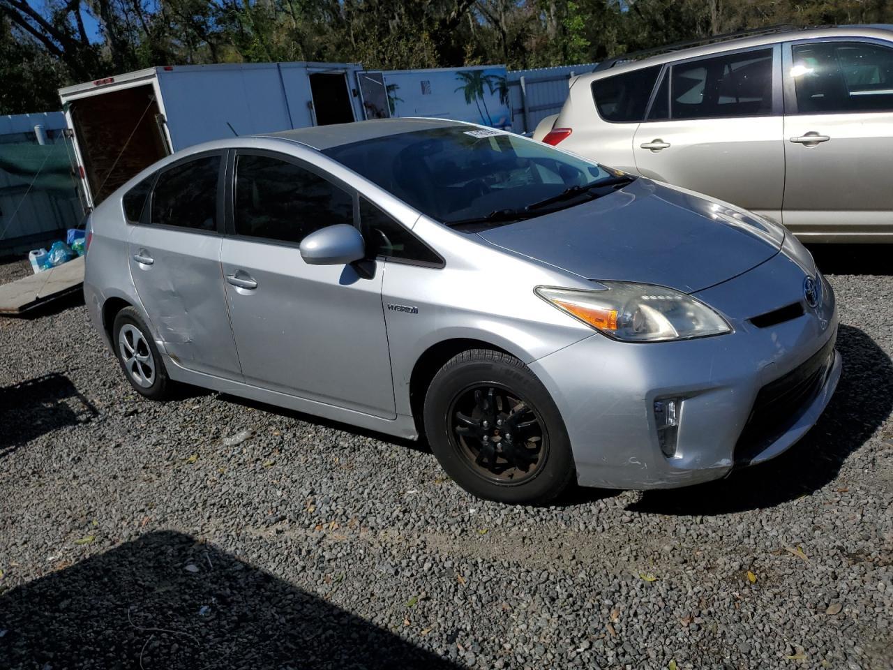 2013 TOYOTA PRIUS - Image 4