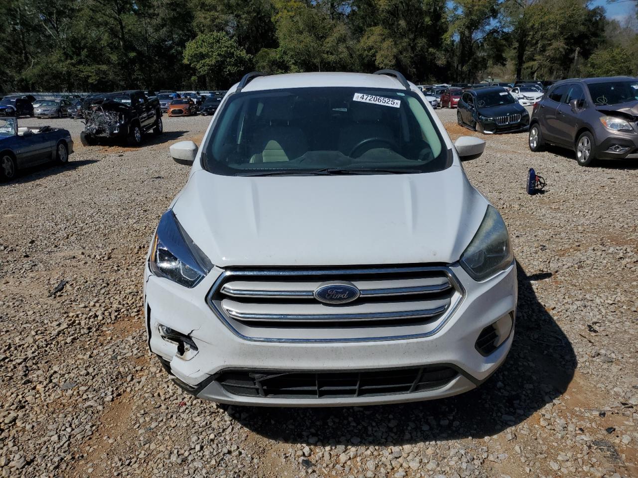 2017 FORD ESCAPE SE - Image 5