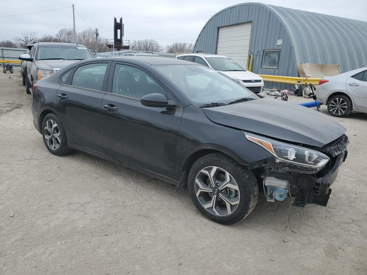 2021 KIA FORTE FE - Image 4