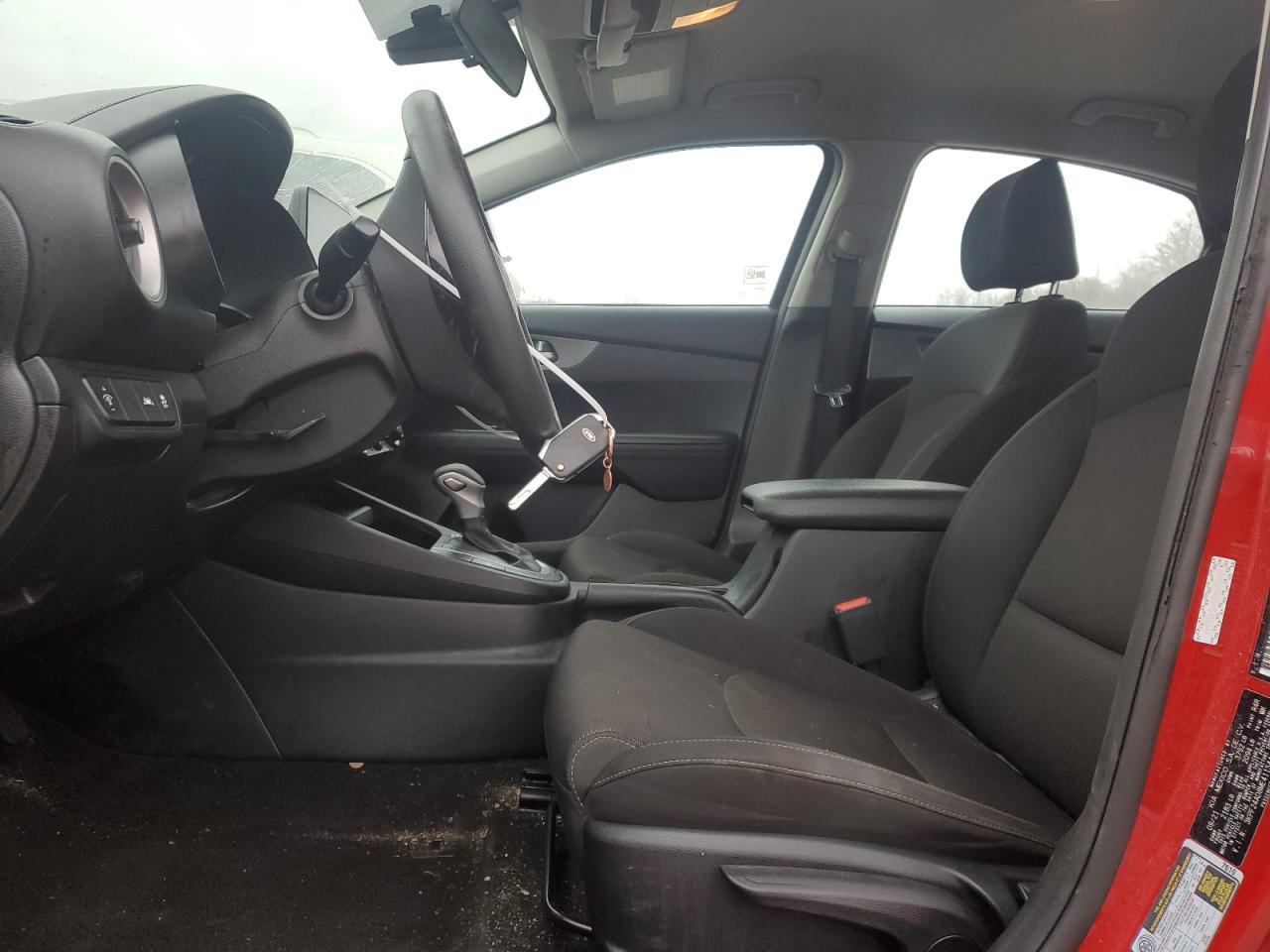 2021 KIA FORTE FE - Image 7
