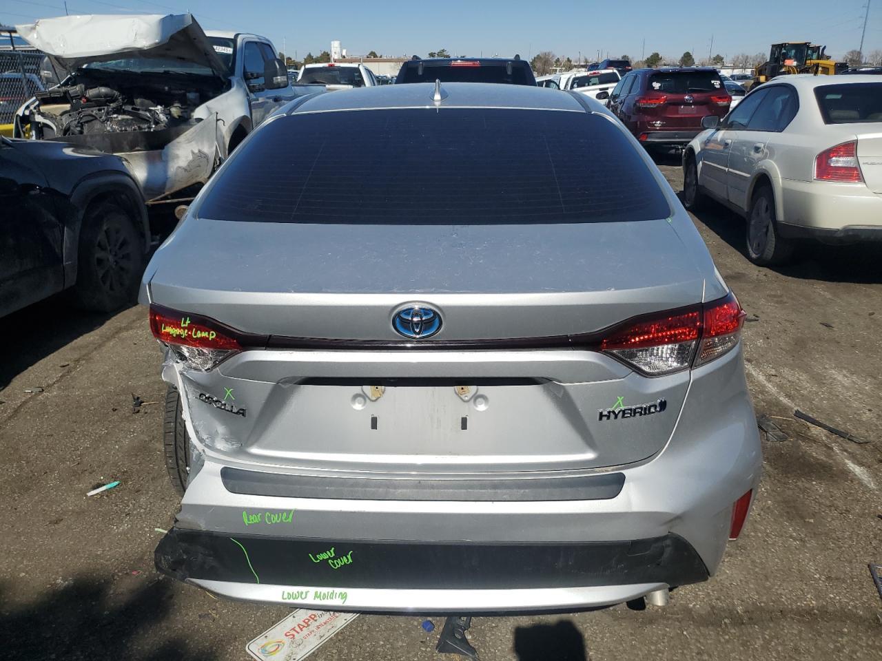2020 TOYOTA COROLLA LE - Фото 6