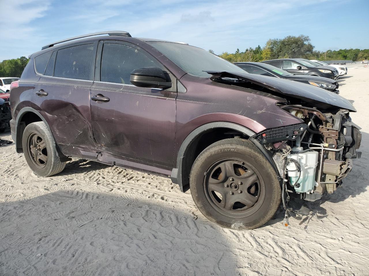 2017 TOYOTA RAV4 LE - Фото 4
