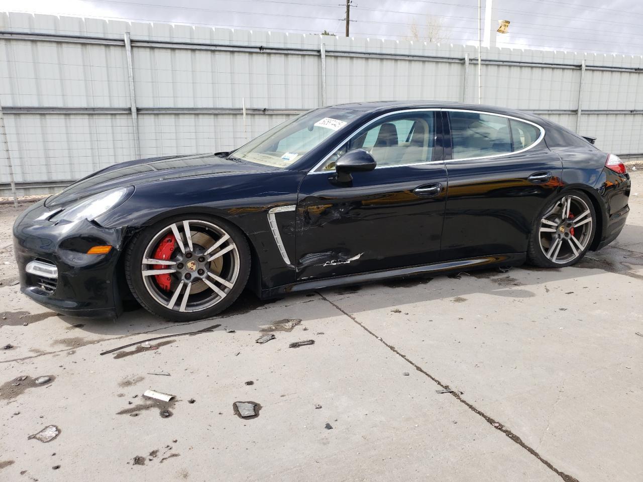 2011 PORSCHE PANAMERA T