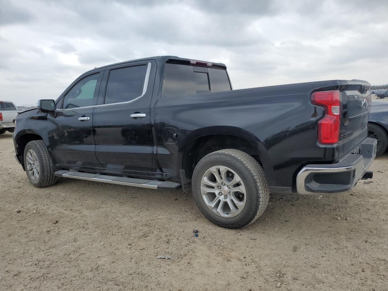 2023 CHEVROLET SILVERADO - Фото 2