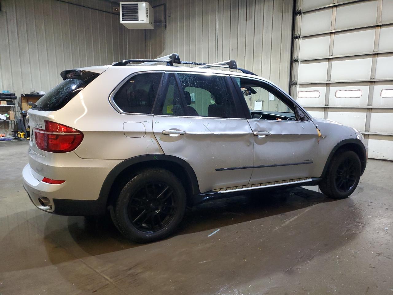 2013 BMW X5 XDRIVE3 - Image 3