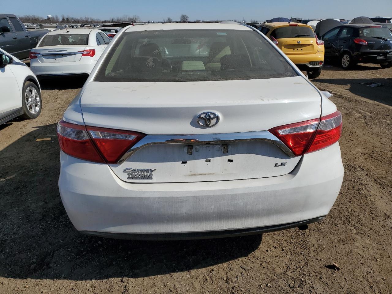 2017 TOYOTA CAMRY LE - Image 6