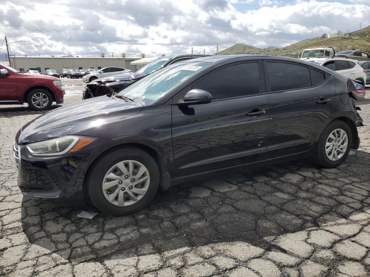 2018 HYUNDAI ELANTRA SE