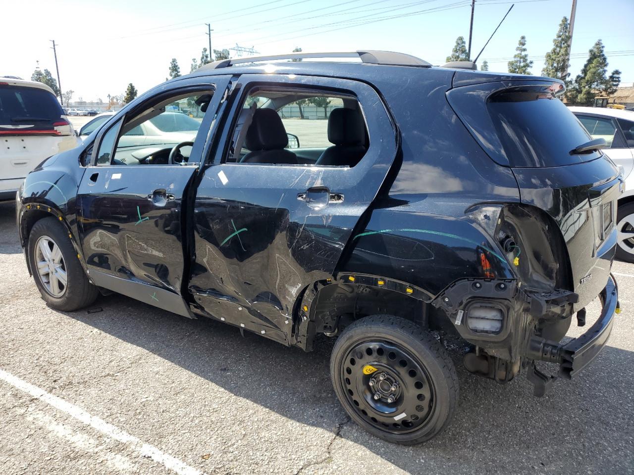 2019 CHEVROLET TRAX 1LT - Фото 2