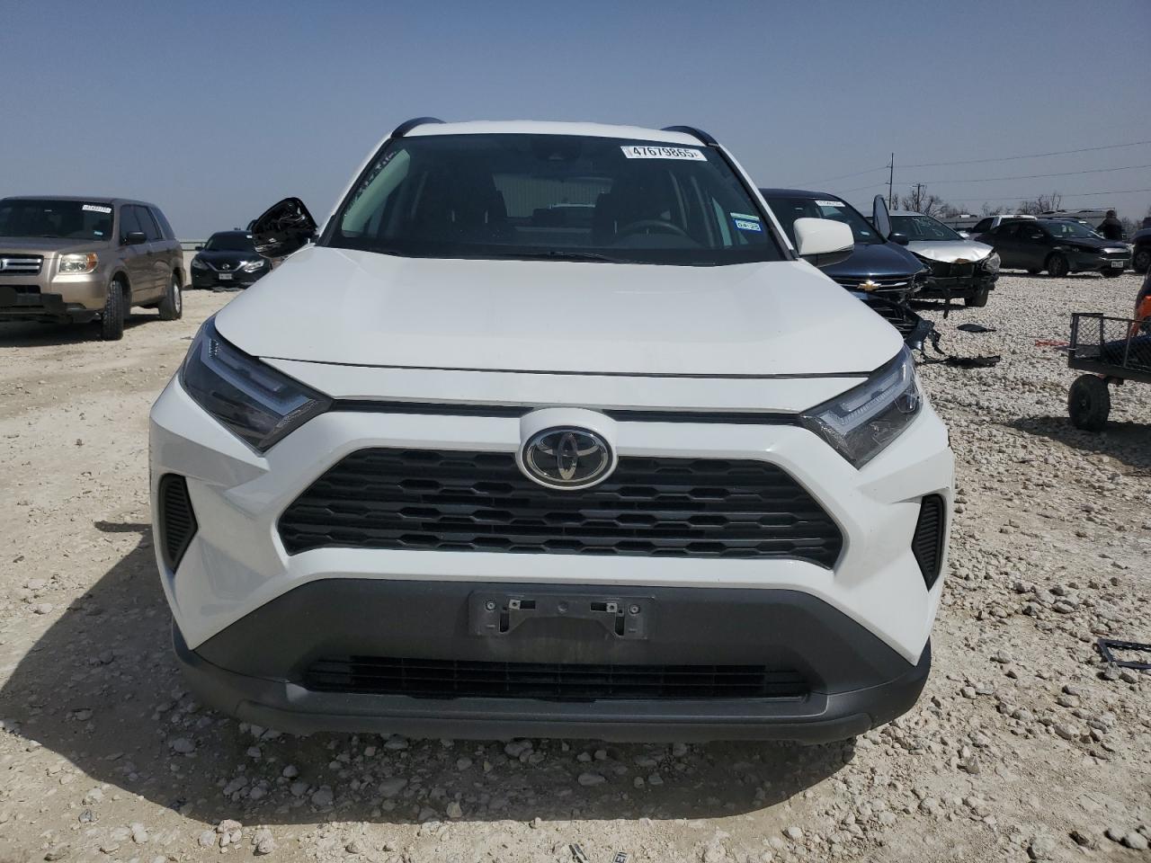 2022 TOYOTA RAV4 XLE - Image 5