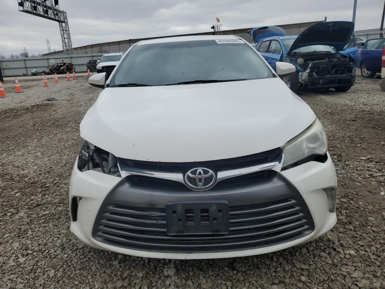 2016 TOYOTA CAMRY LE - Фото 5