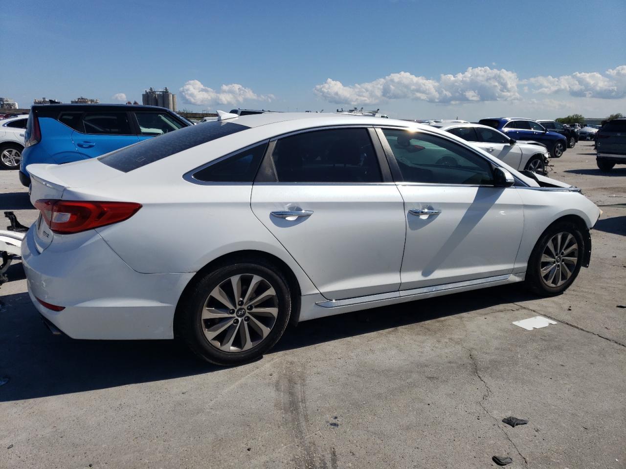 2017 HYUNDAI SONATA SPO - Image 3