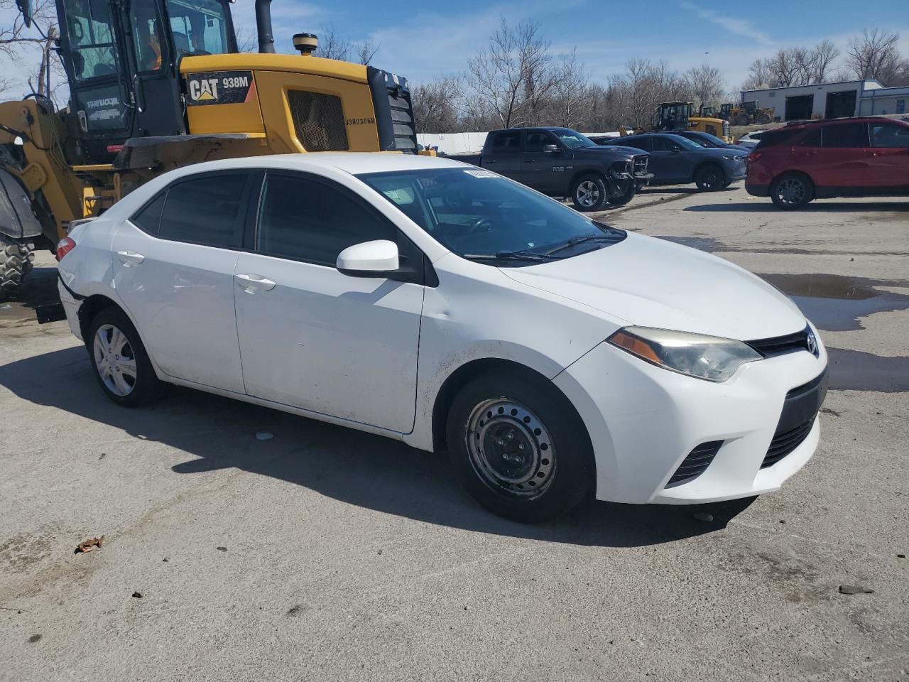 2014 TOYOTA COROLLA L - Image 4