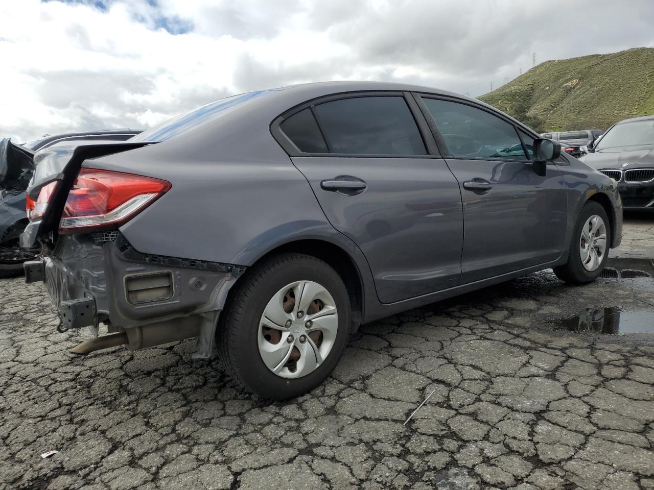 2015 HONDA CIVIC LX - Фото 3