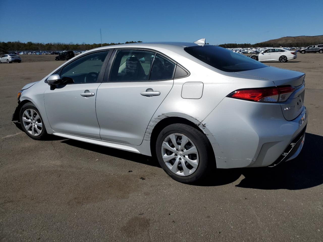 2020 TOYOTA COROLLA LE - Image 2