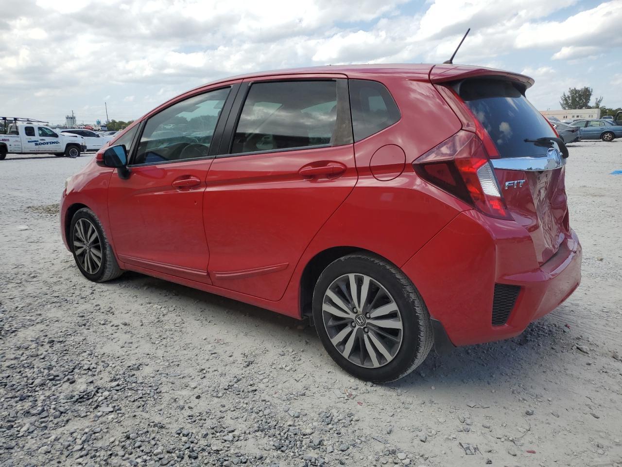 2016 HONDA FIT EX - Image 2