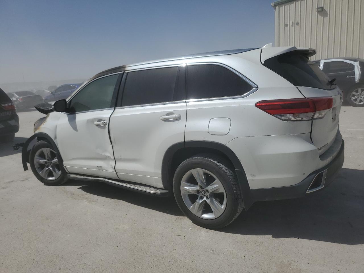 2018 TOYOTA HIGHLANDER - Фото 2