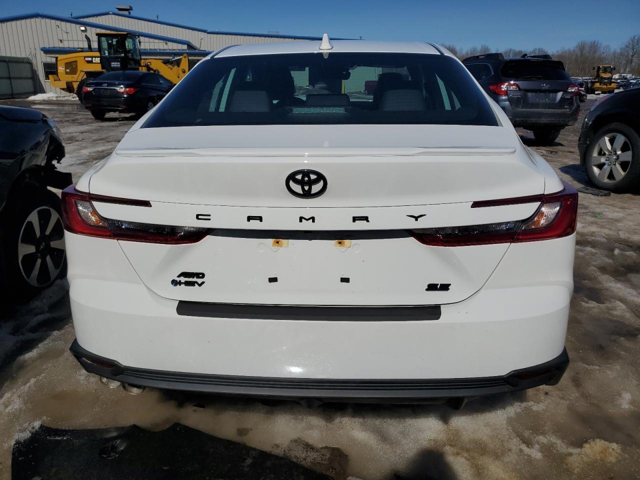 2025 TOYOTA CAMRY XSE - Фото 6
