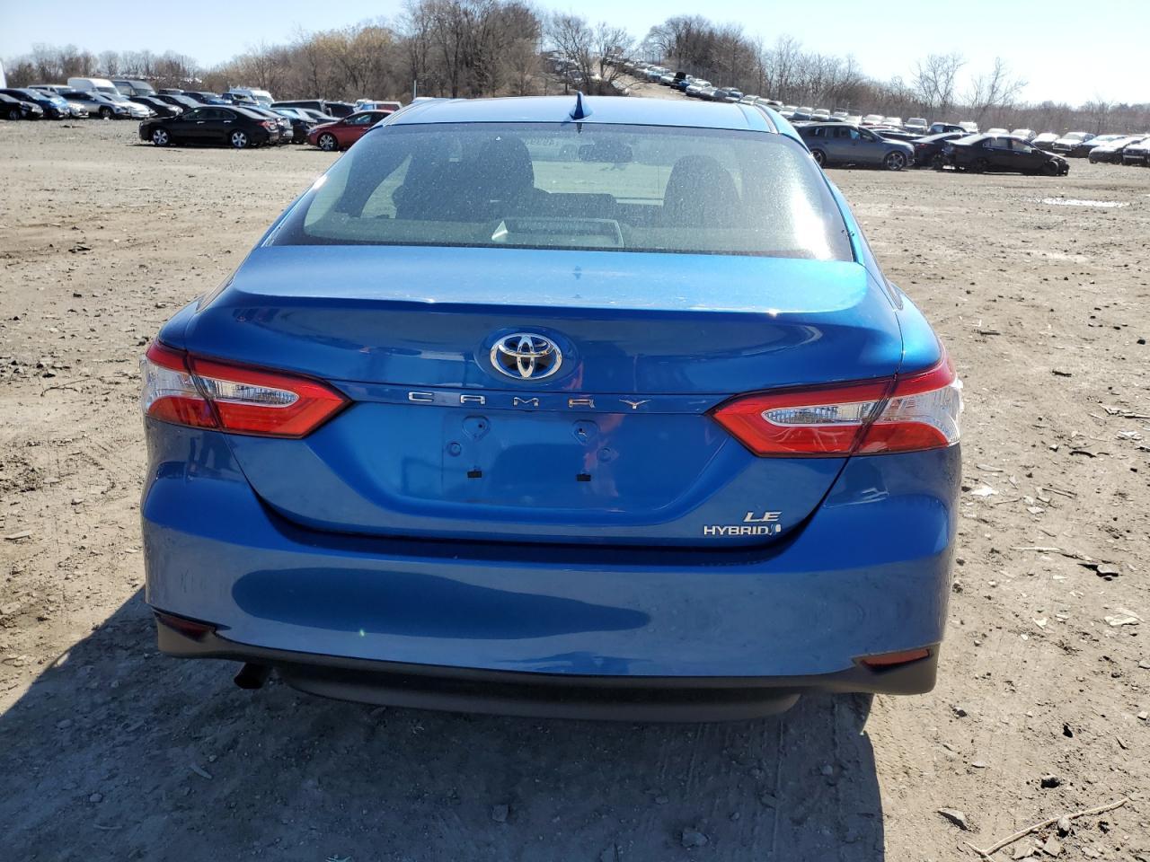 2020 TOYOTA CAMRY LE - Фото 6