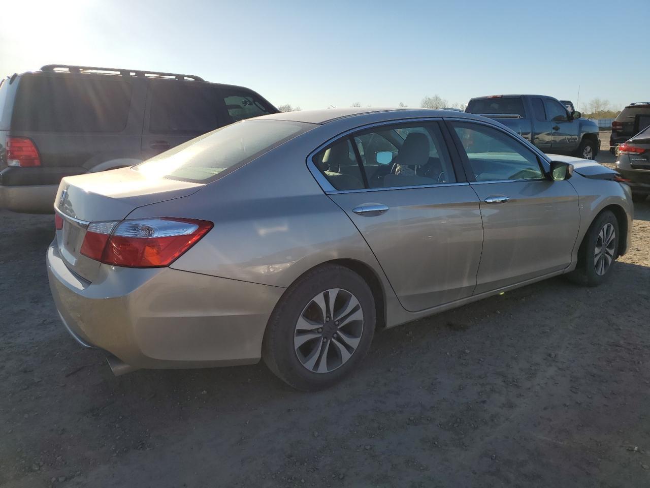 2014 HONDA ACCORD LX - Фото 3