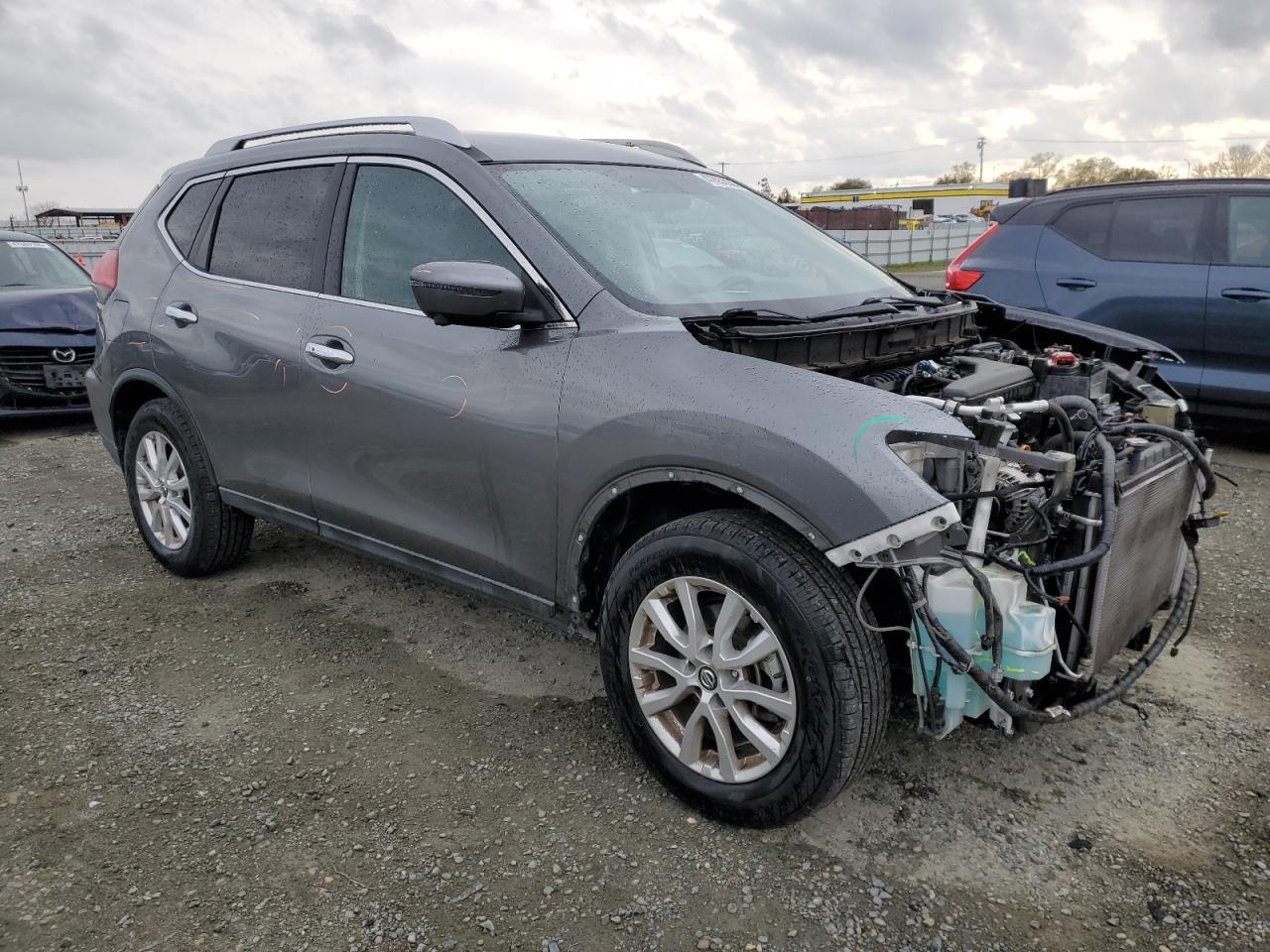 2017 NISSAN ROGUE S - Image 4